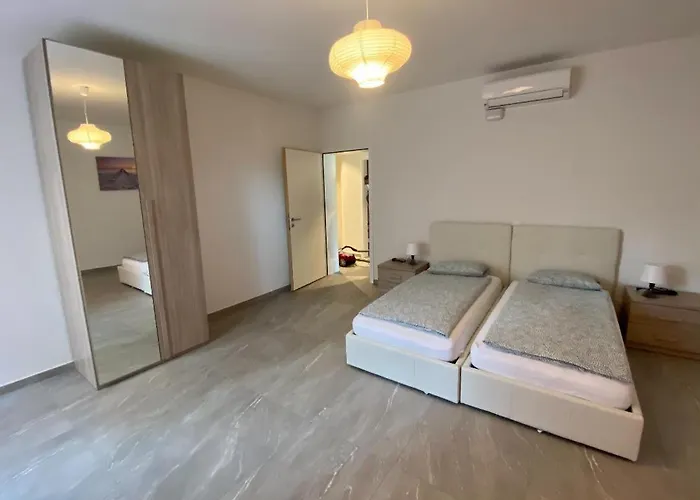 아파트 Lungolago Rosso 로카르노