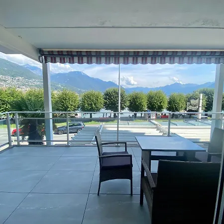 Apartamento Lungolago Rosso